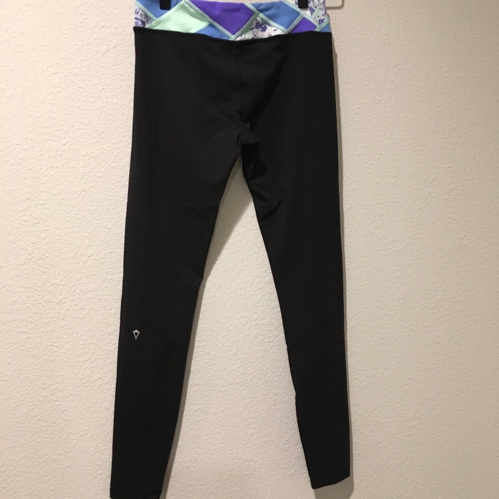 Ivivva girls size14 black fulllength pant/ legging